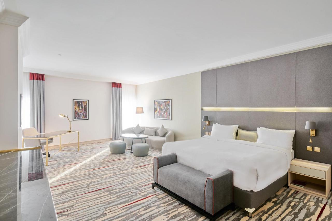 Ramada By Wyndham Doha Old Town Hotel Buitenkant foto