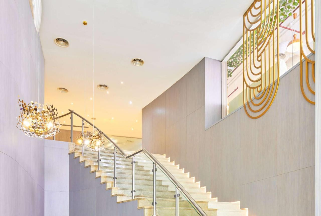 Ramada By Wyndham Doha Old Town Hotel Buitenkant foto